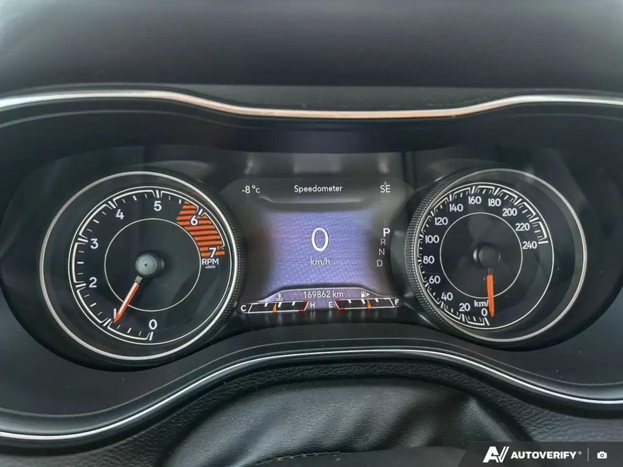 Jeep Cherokee снимка Jeep Cherokee