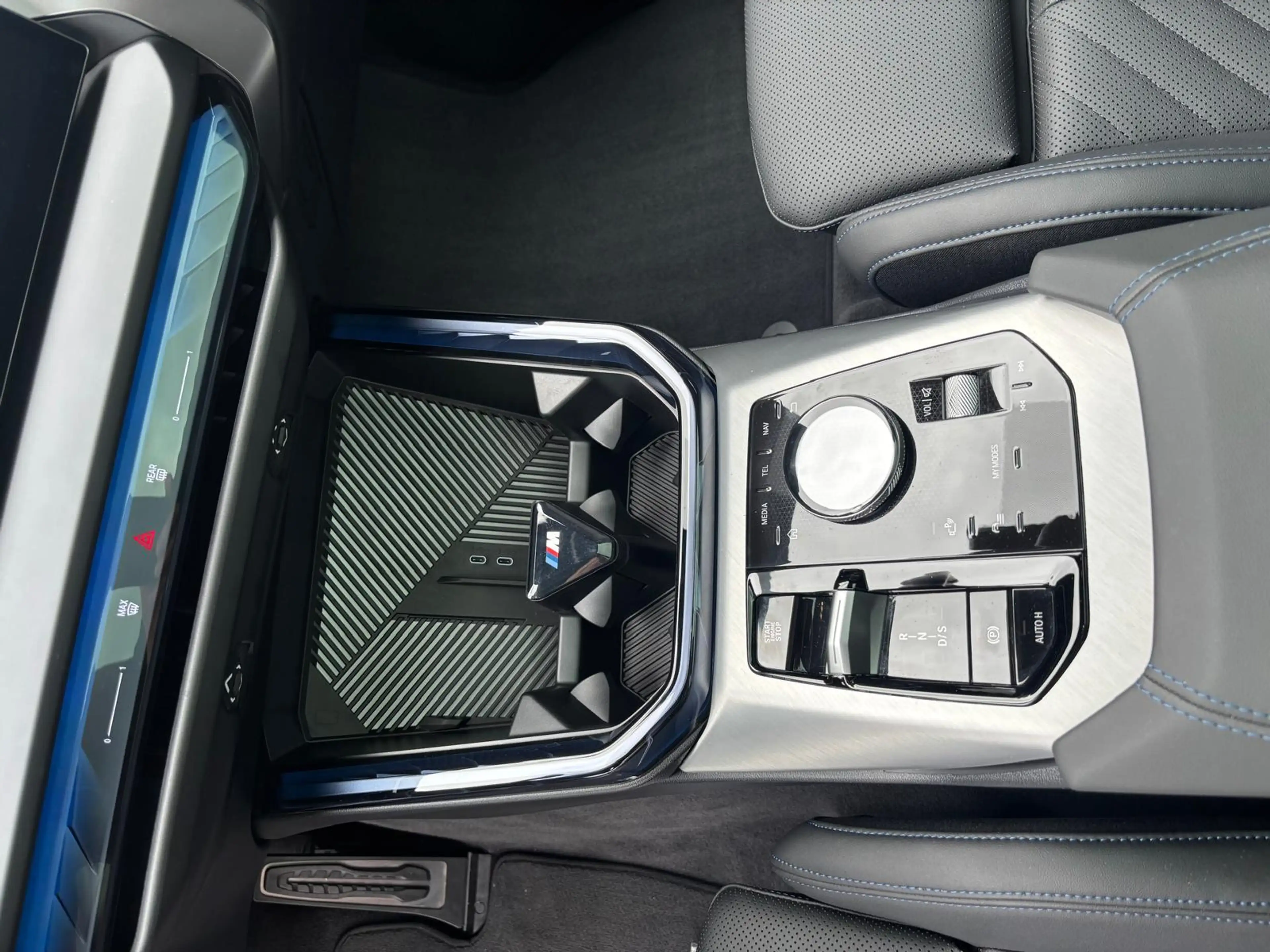 BMW X3 30e xDrive M-Sport Pro|Pano|H&K|Trekhaak|21"| Head — photo 14