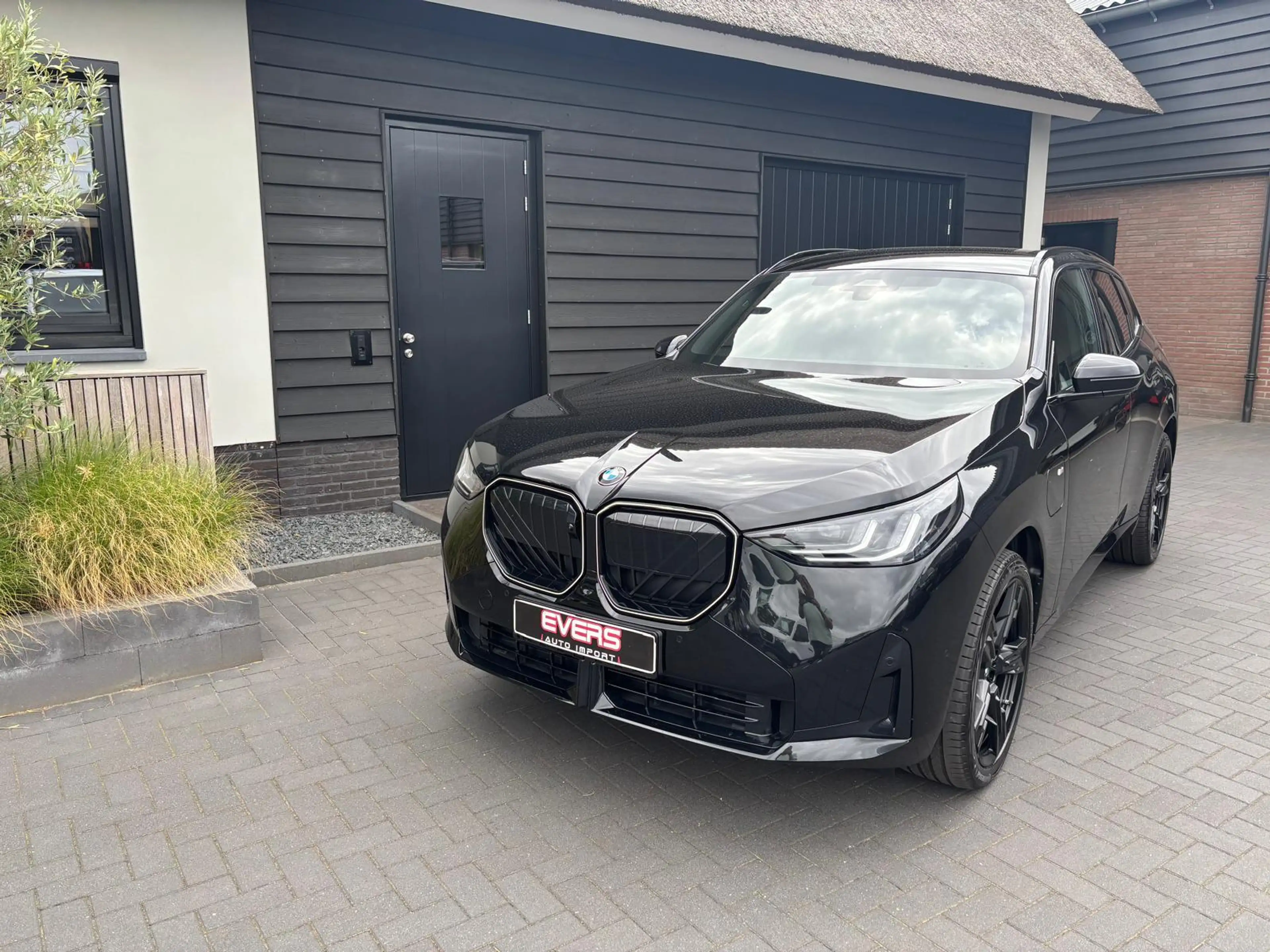 BMW X3 30e xDrive M-Sport Pro|Pano|H&K|Trekhaak|21"| Head — photo 3