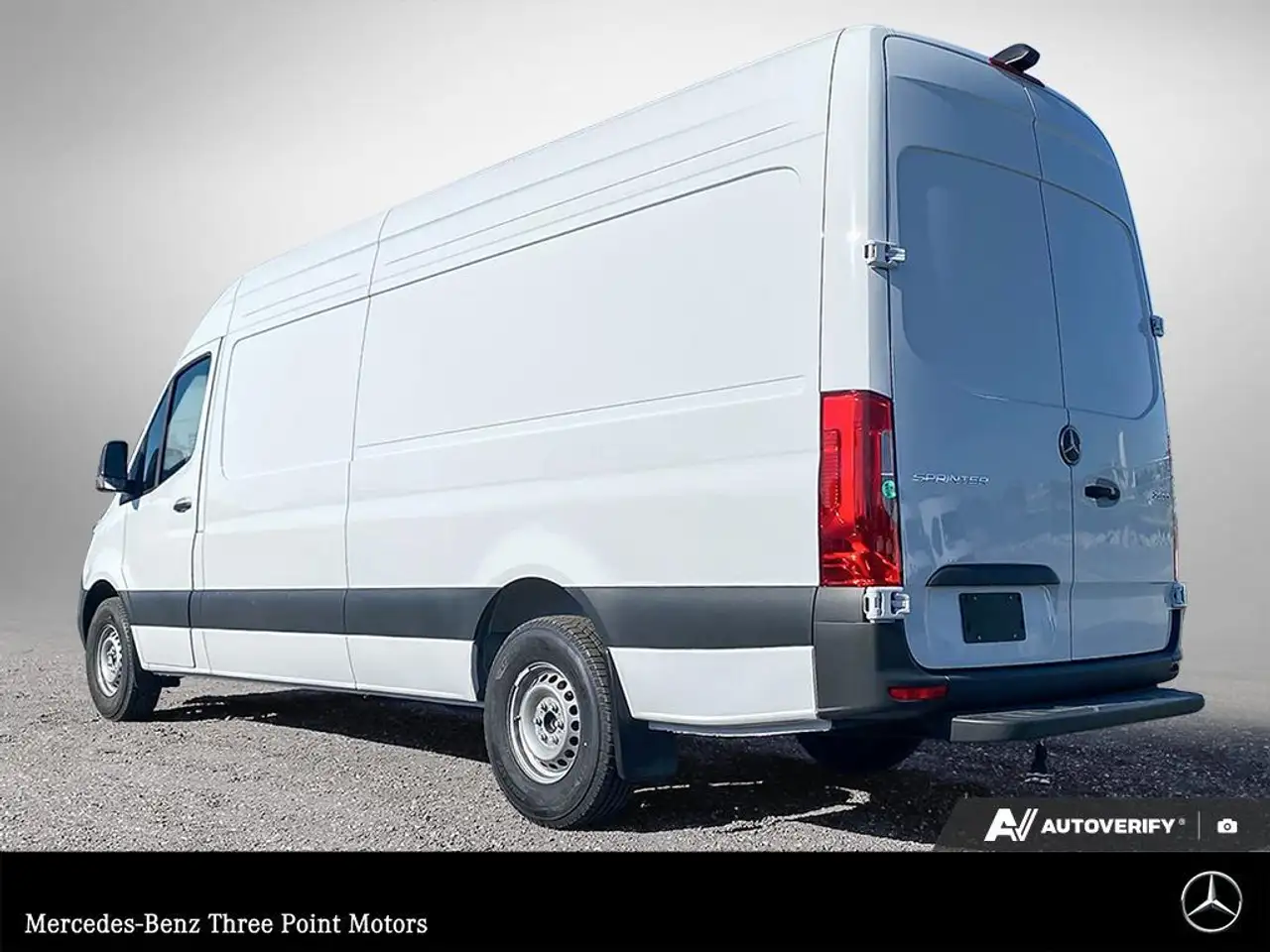 Mercedes-Benz Sprinter снимка Mercedes-Benz Sprinter