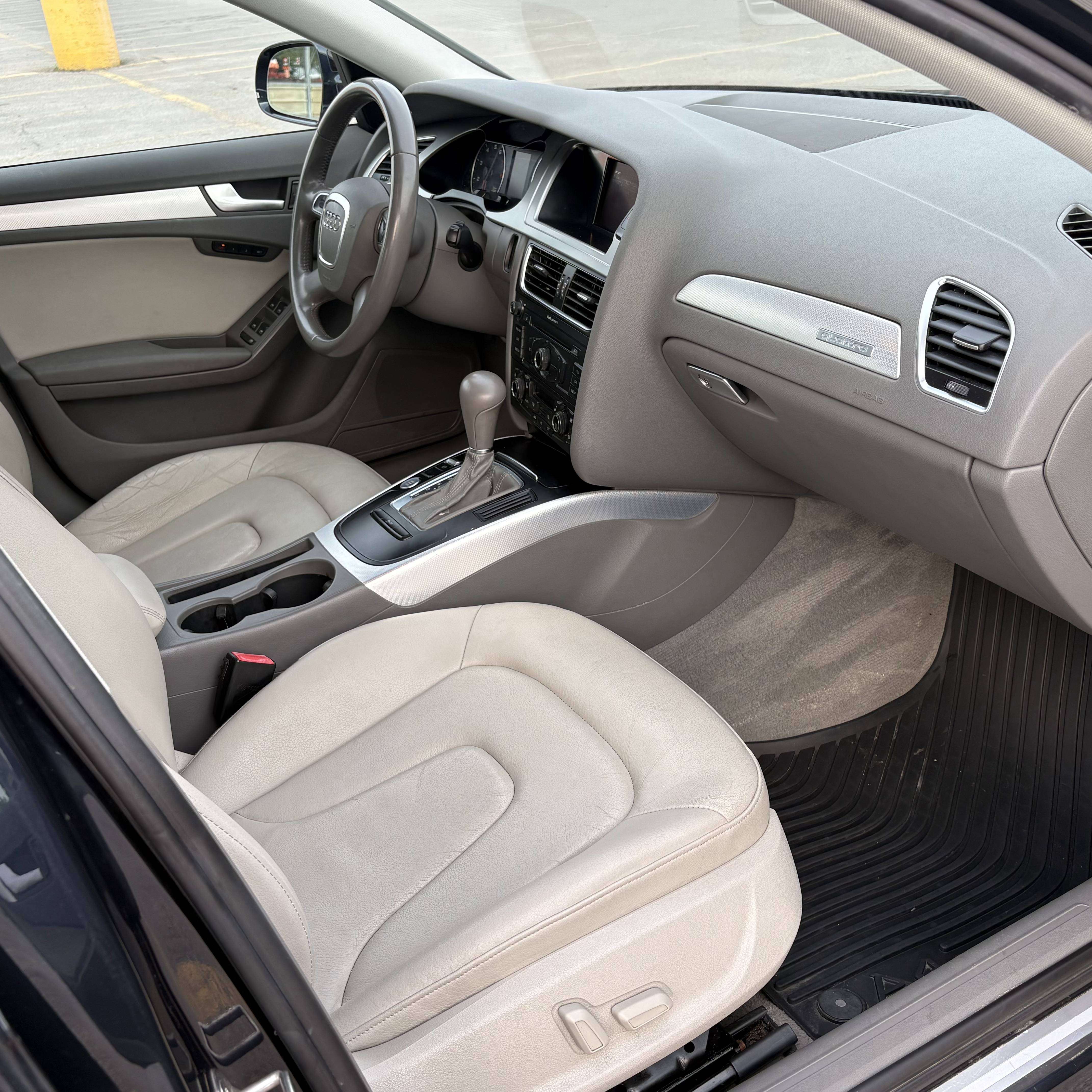 2012 Audi A4 Premium Plus thumb 9