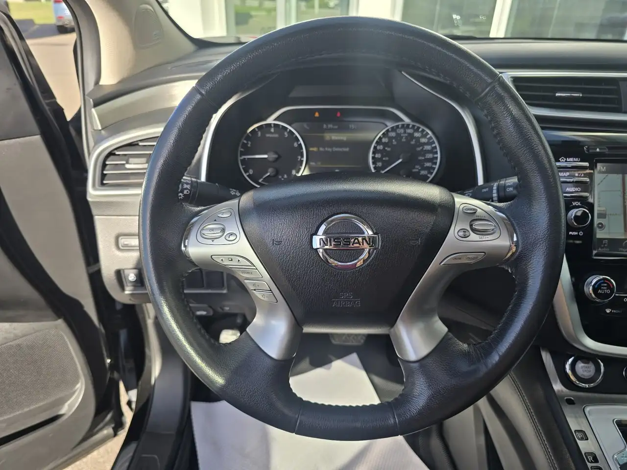 Nissan Murano снимка Nissan Murano