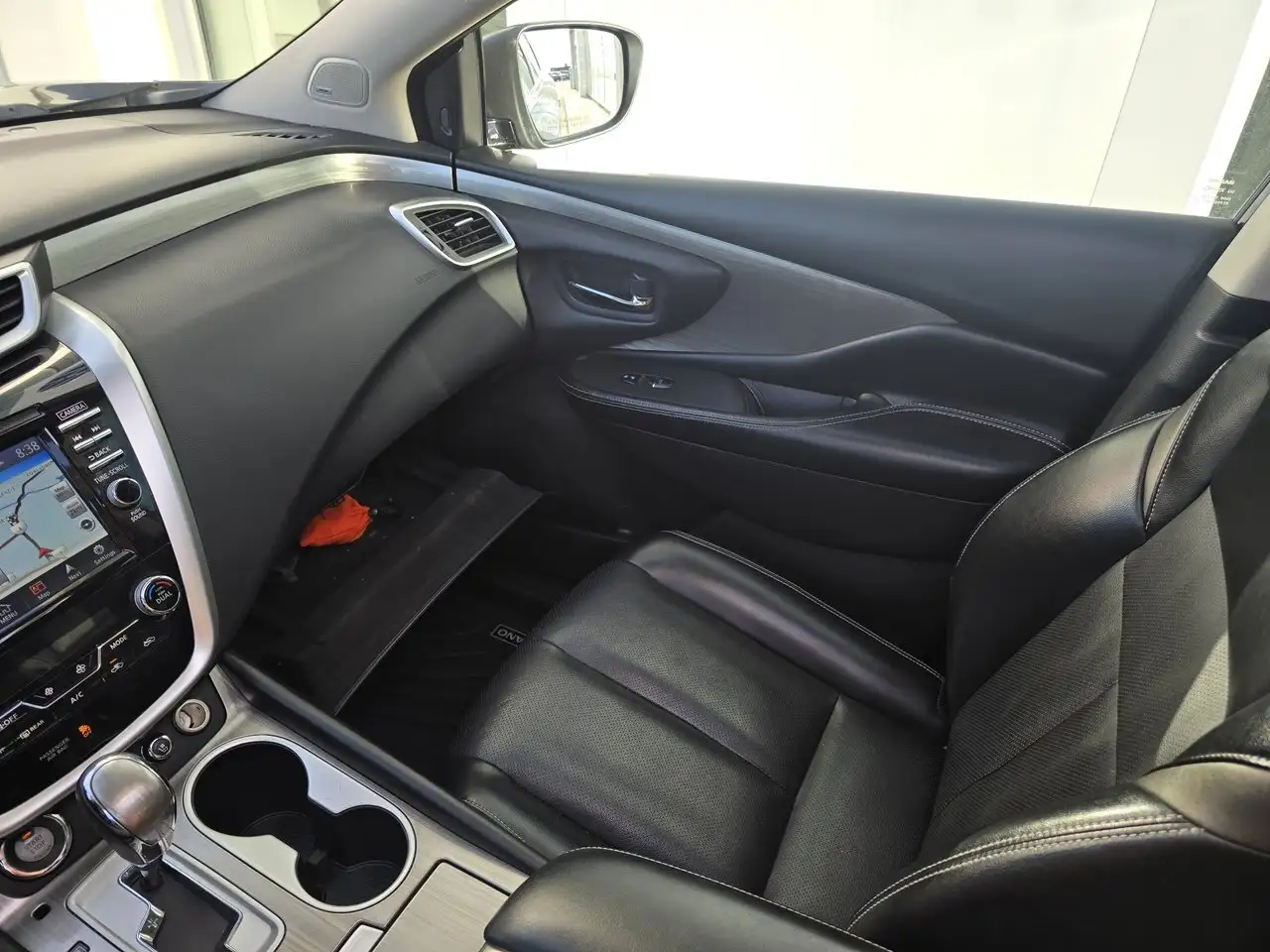Nissan Murano снимка Nissan Murano