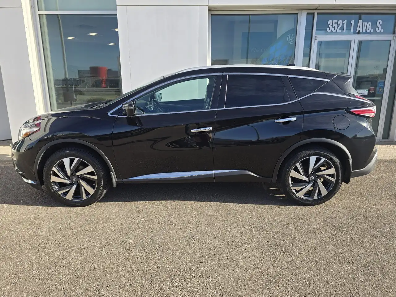 Nissan Murano снимка Nissan Murano