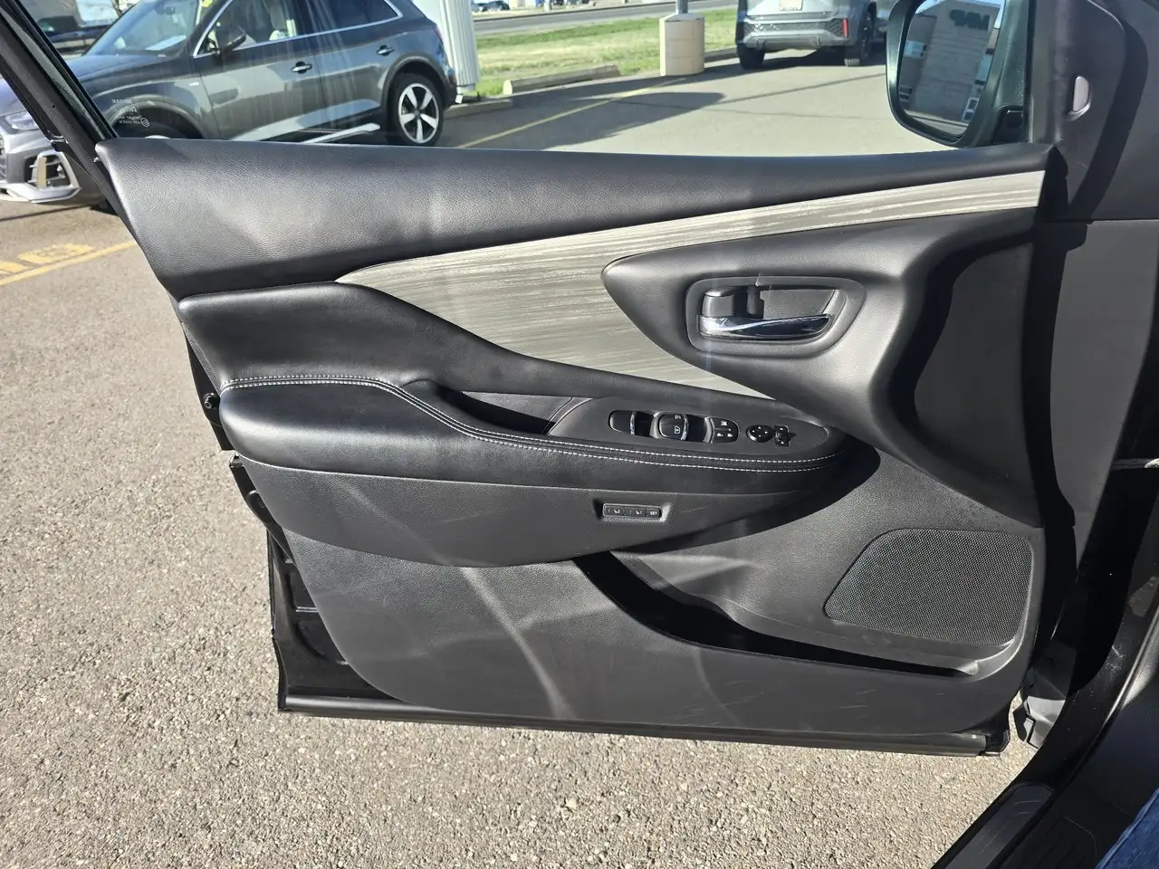 Nissan Murano снимка Nissan Murano