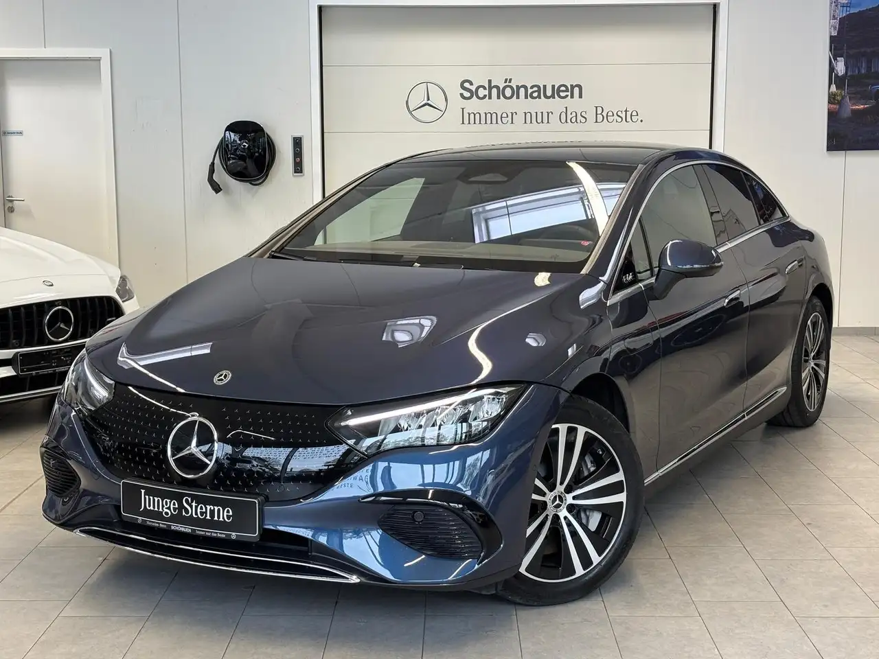 Mercedes-Benz EQE 350