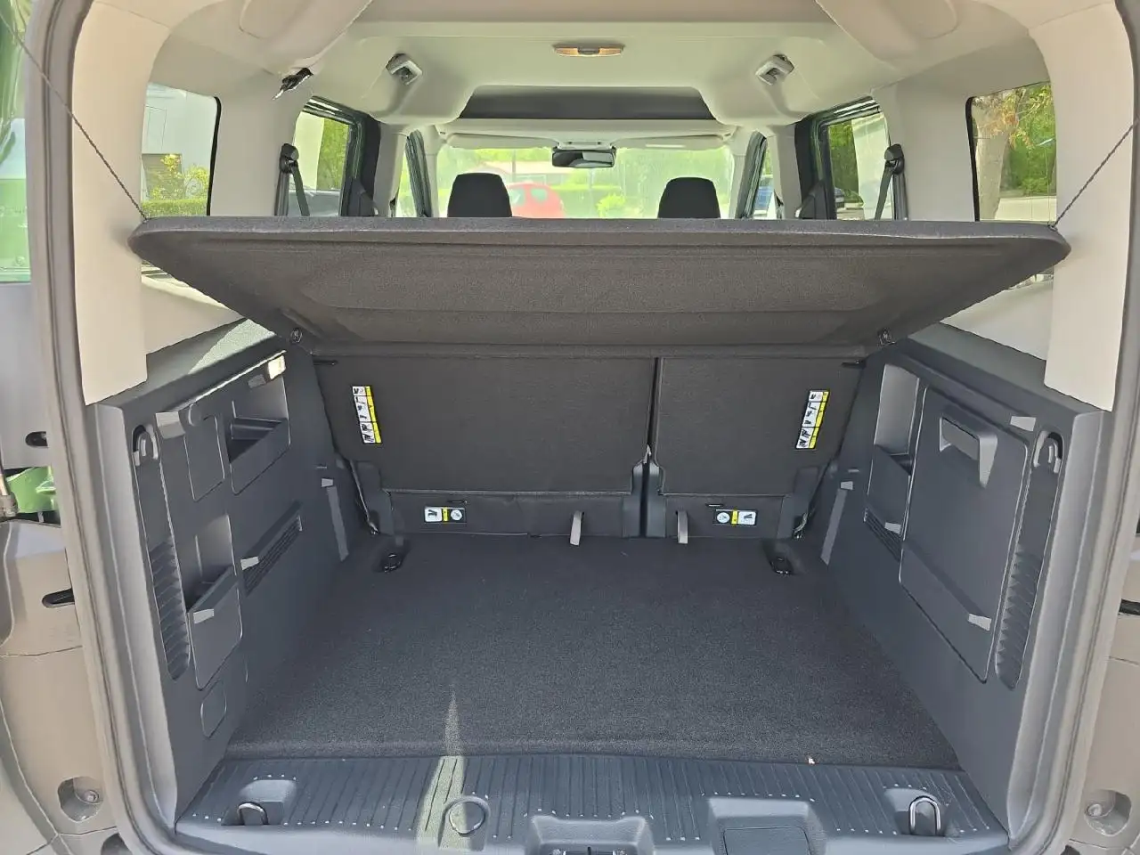 Ford Tourneo Courier Titanium 7
