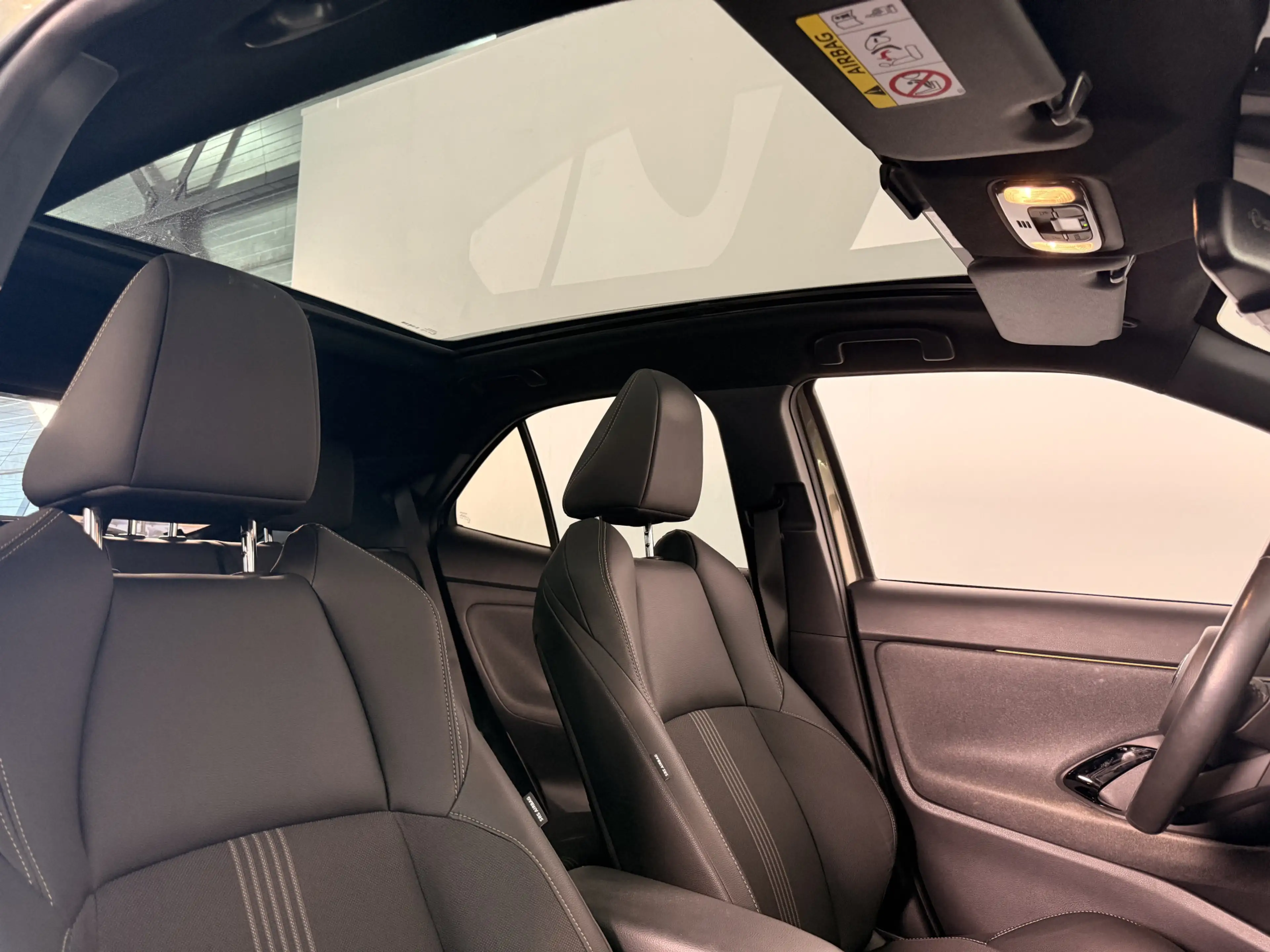 Toyota Yaris Cross 1.5 Hybrid Adventure | Trekhaak| HUD | JBL | Panor — photo 11