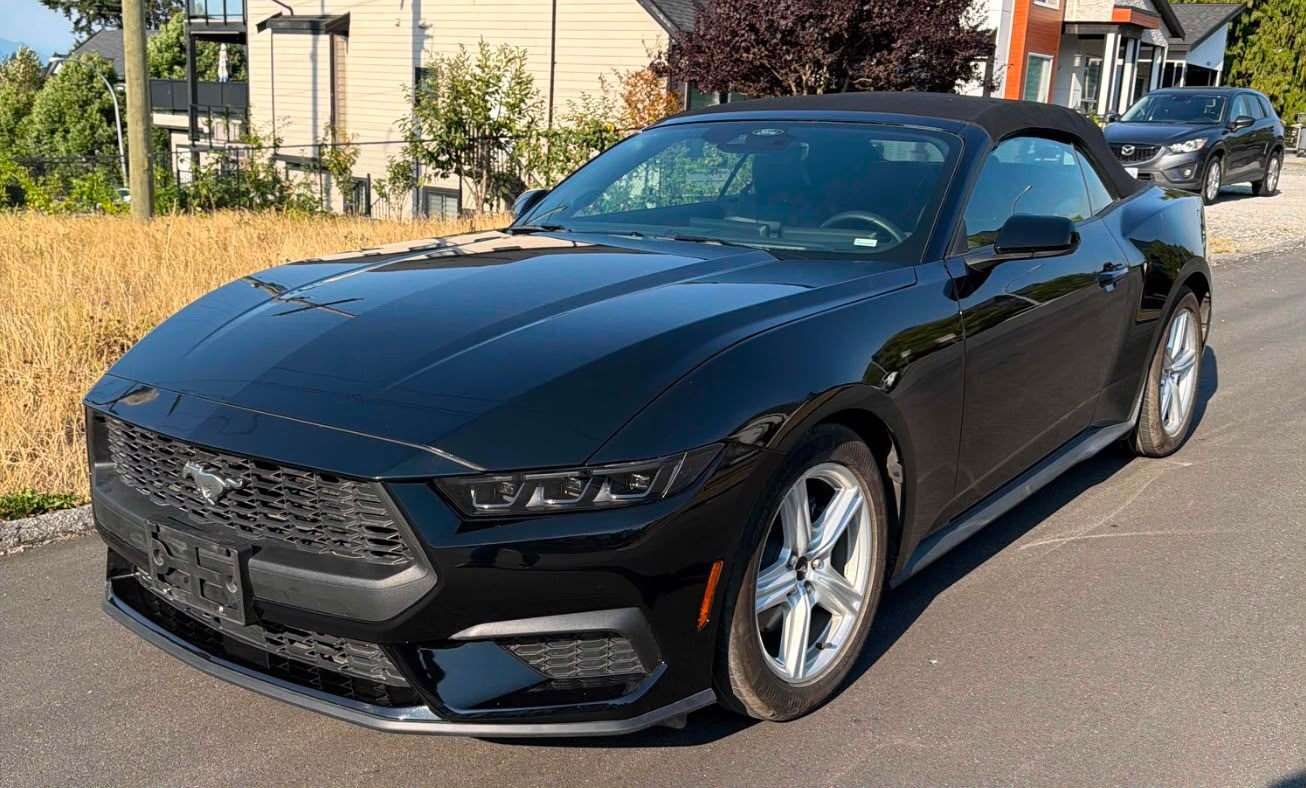 2026 Ford Mustang EcoBoost Premium Convertible — photo 1