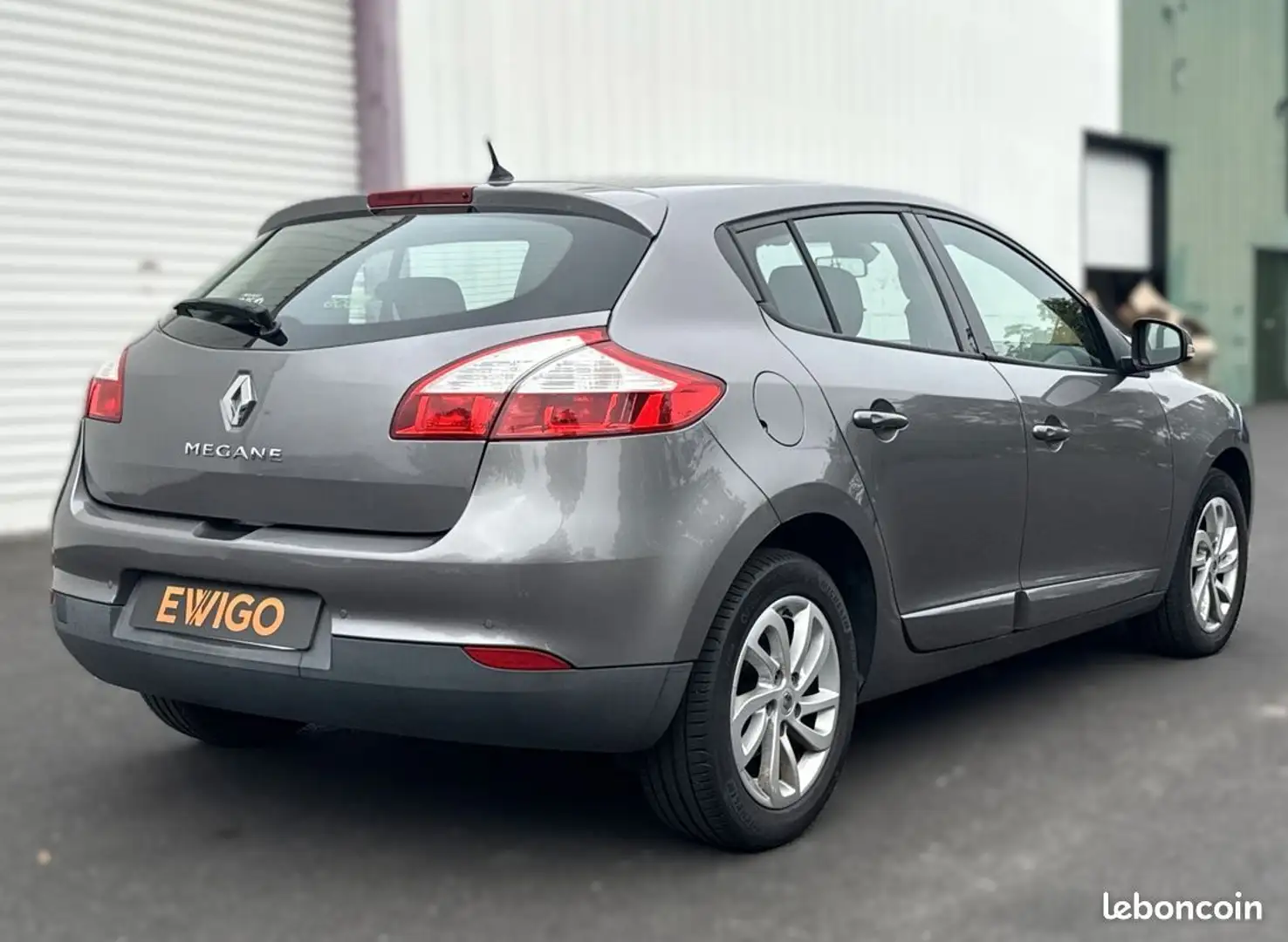Renault Megane 1.2 TCE 115 ENERGY AUTHENTIQUE RADAR AV-AR Gris - 2