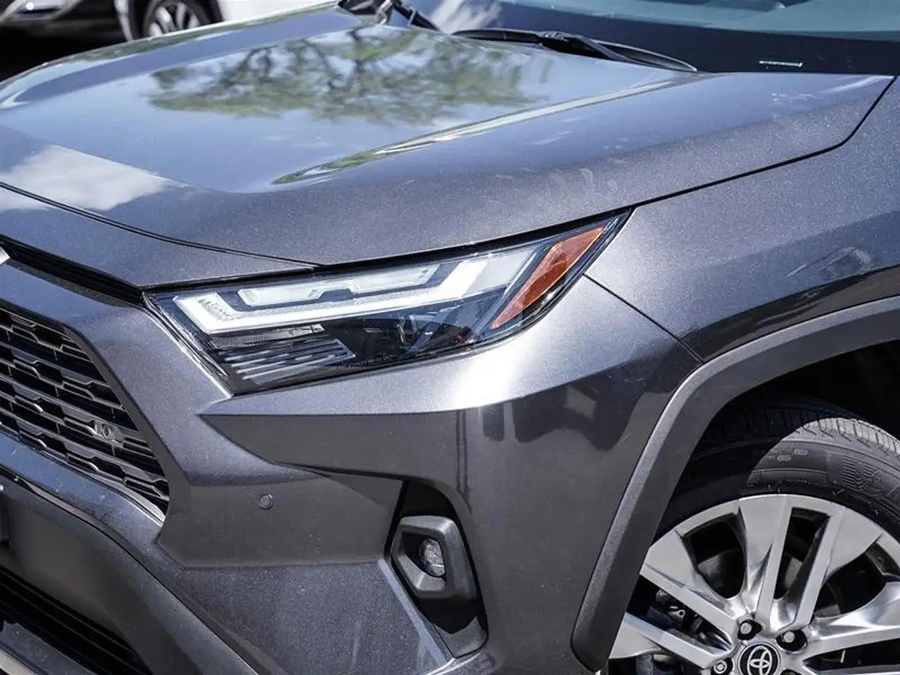 Toyota RAV 4 снимка Toyota RAV 4