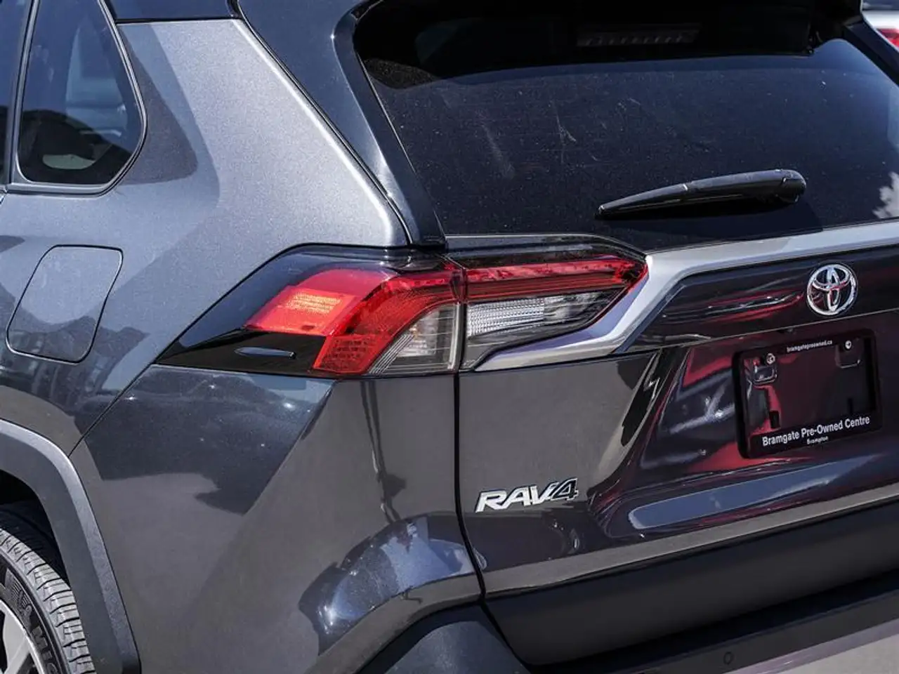 Toyota RAV 4 снимка Toyota RAV 4