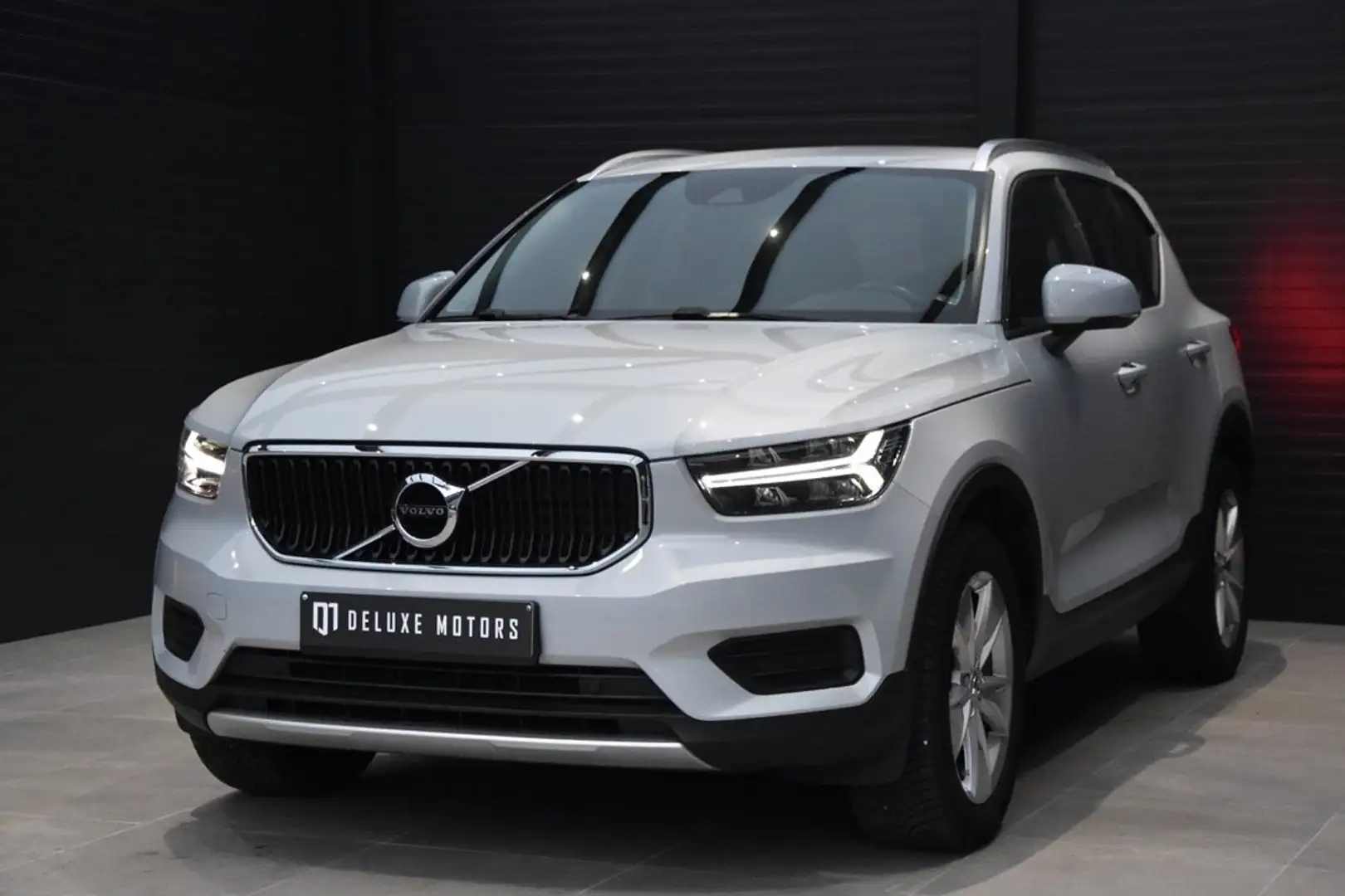Volvo XC40 T3 Geartronic Momentum Pro Navi Leder Zetelverw. Gris - 1