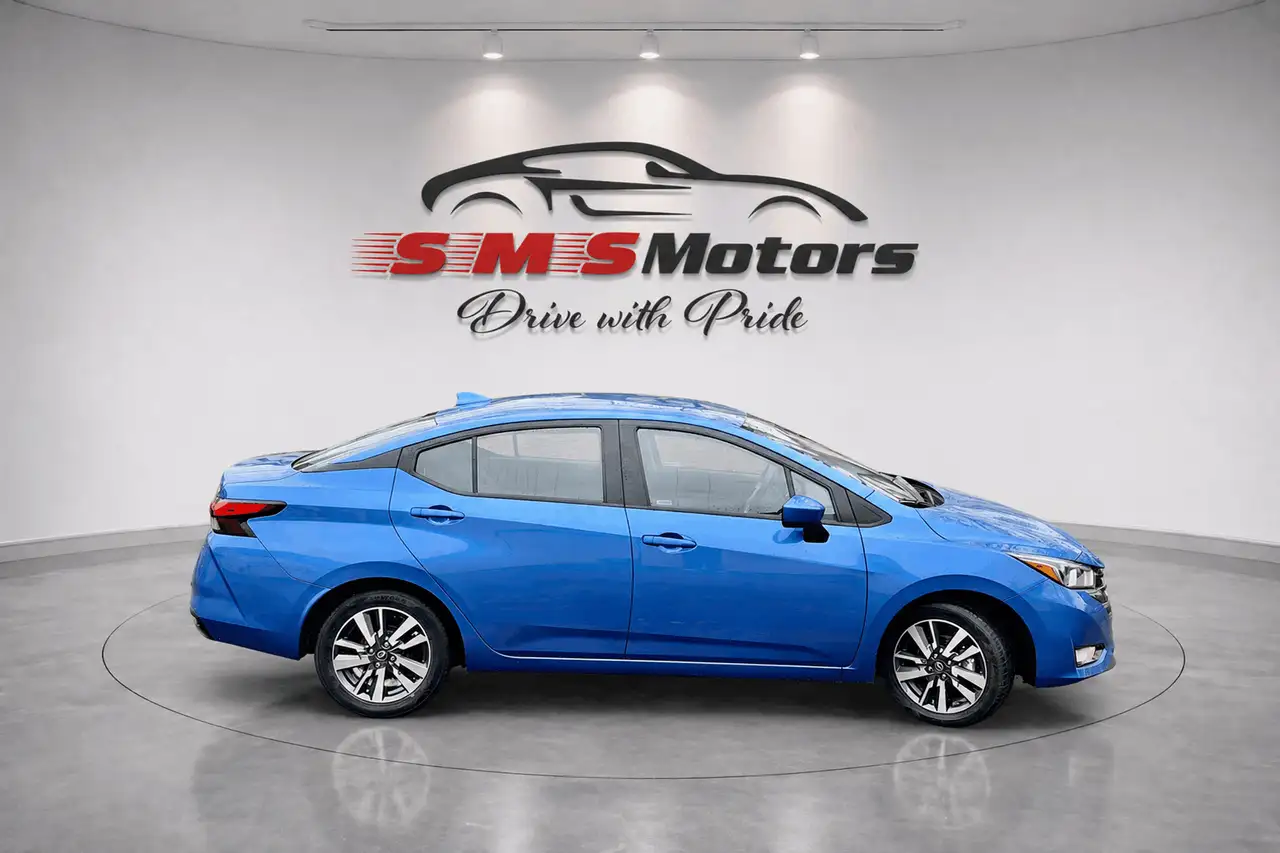Nissan Versa снимка Nissan Versa