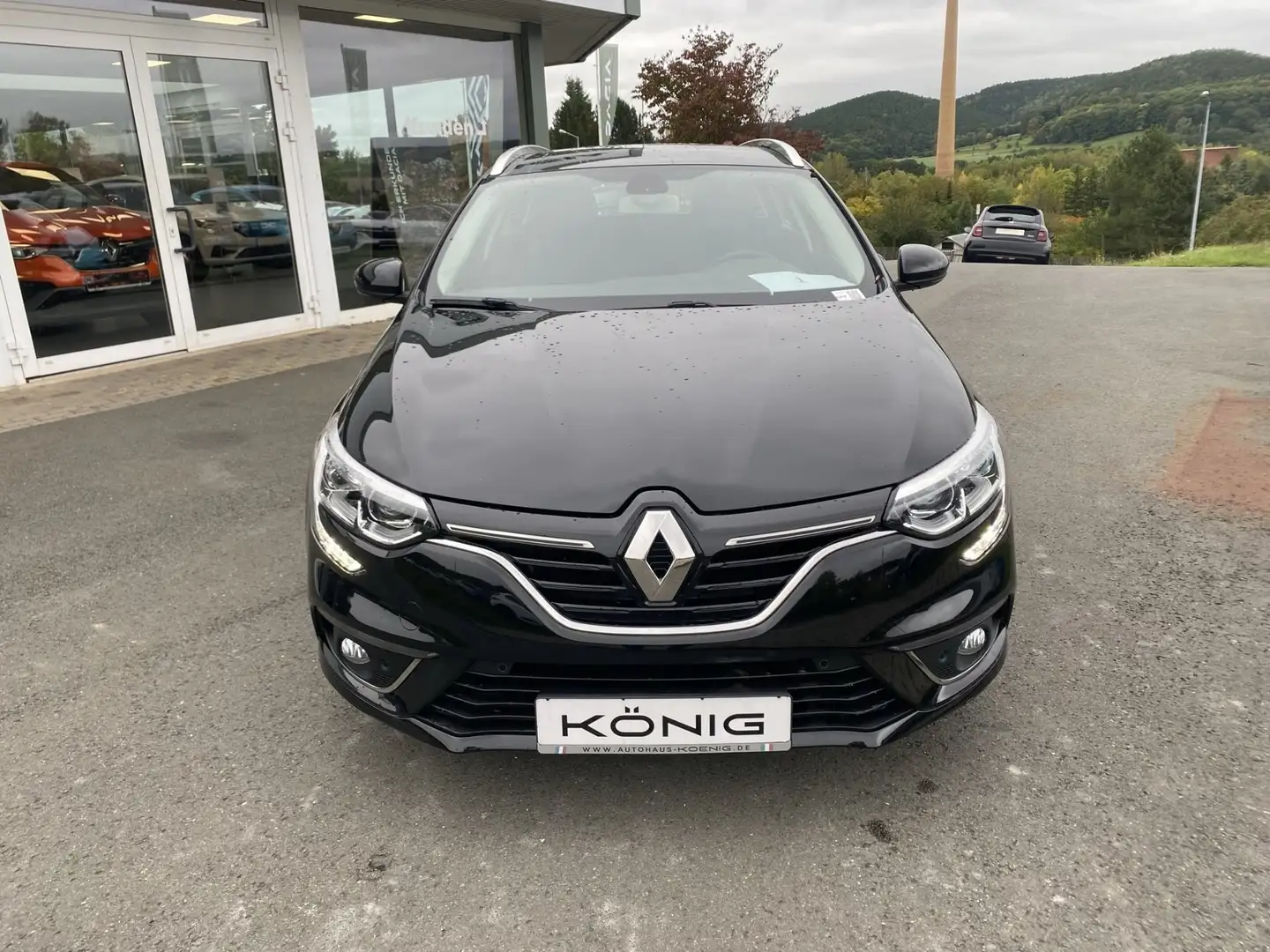 Renault Megane TCe 140 Family Automatik Noir - 2