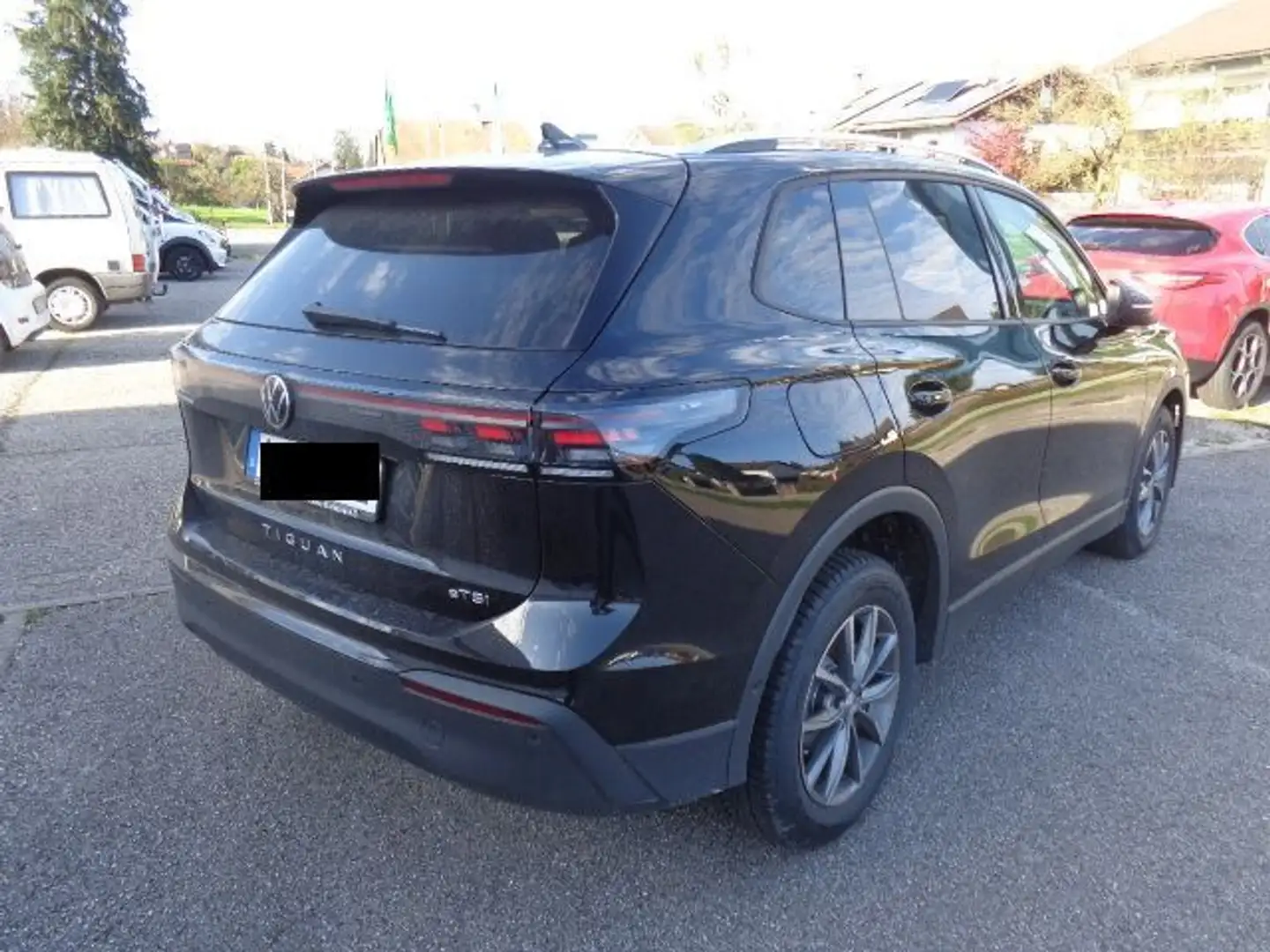 Volkswagen Tiguan 1.5 eTSI 110 kW Life, DSG,RFK,LED,... Schwarz - 2