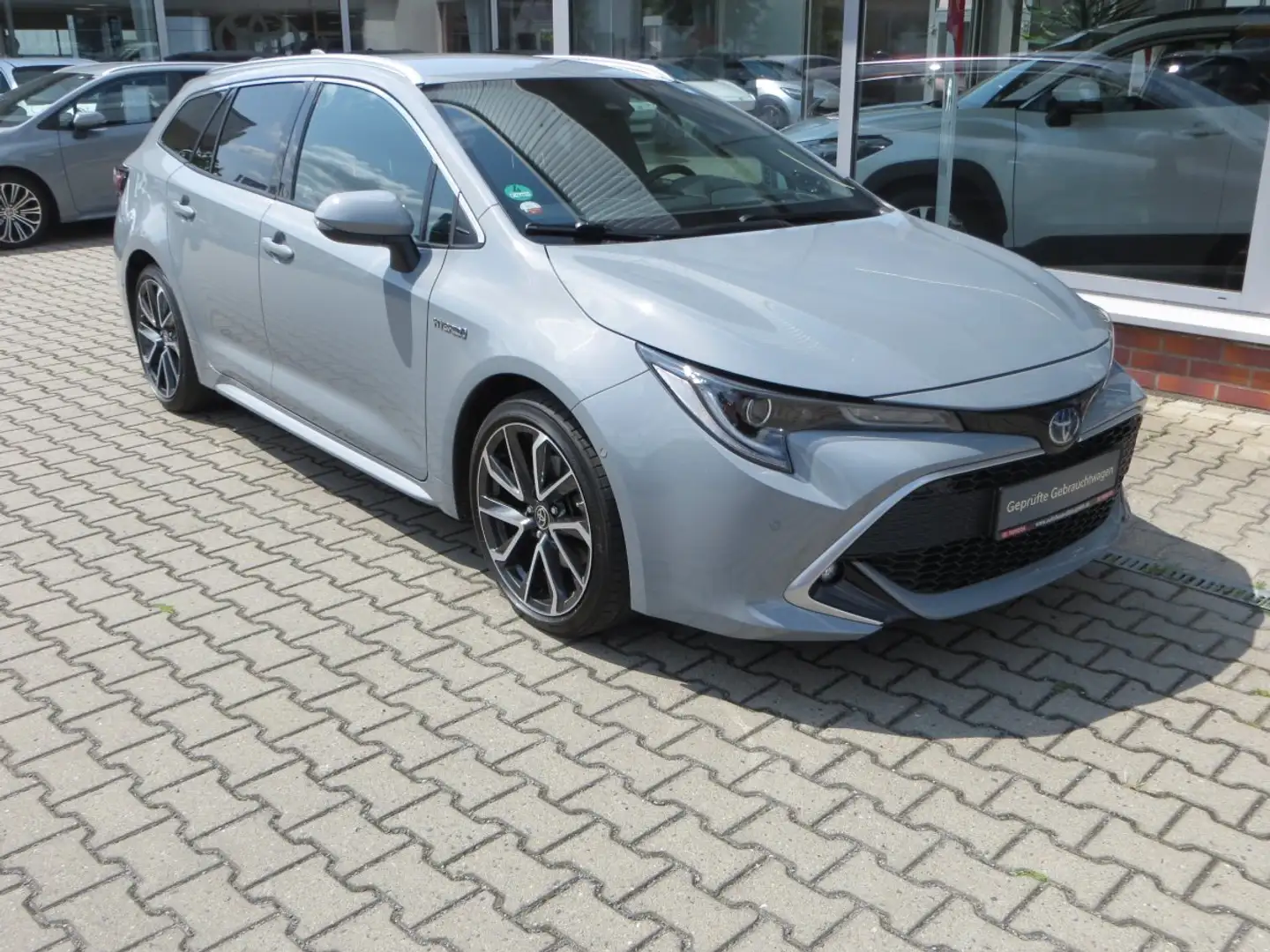 Toyota Corolla 2.0 Hybrid Lounge (Euro 6d) WKR, AHK Grau - 2
