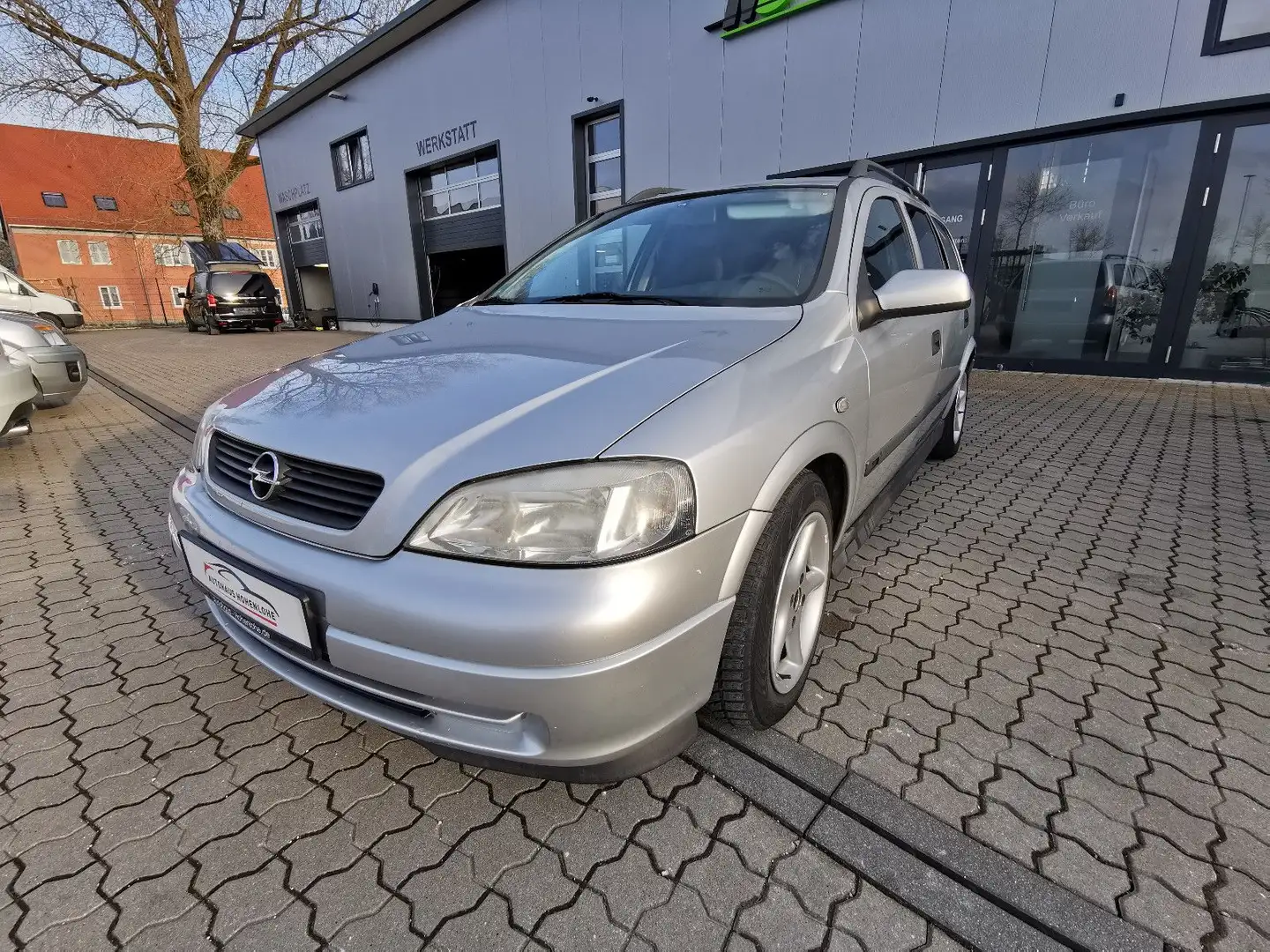 Opel Astra 1.6 Comfort KLIMA TÜV 8/25 Srebrny - 1