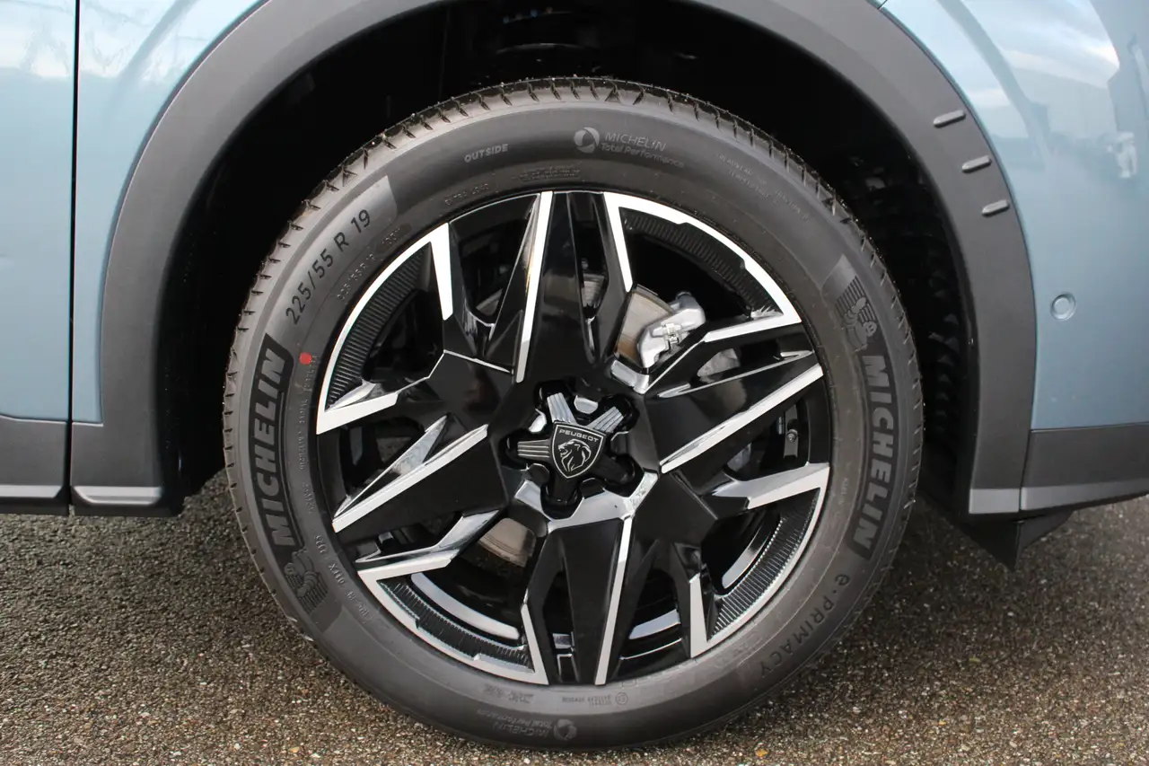 Peugeot 5008 2026 — фото 10