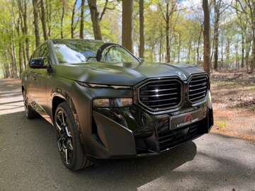 XM PHEV 4.4AS V8  653pk! Full!