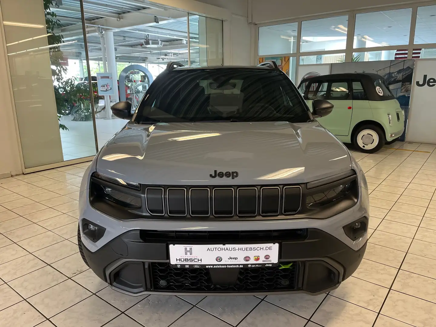 Jeep Avenger Overland MHEV 4XE -  sofort Verfügbar! Gri - 2