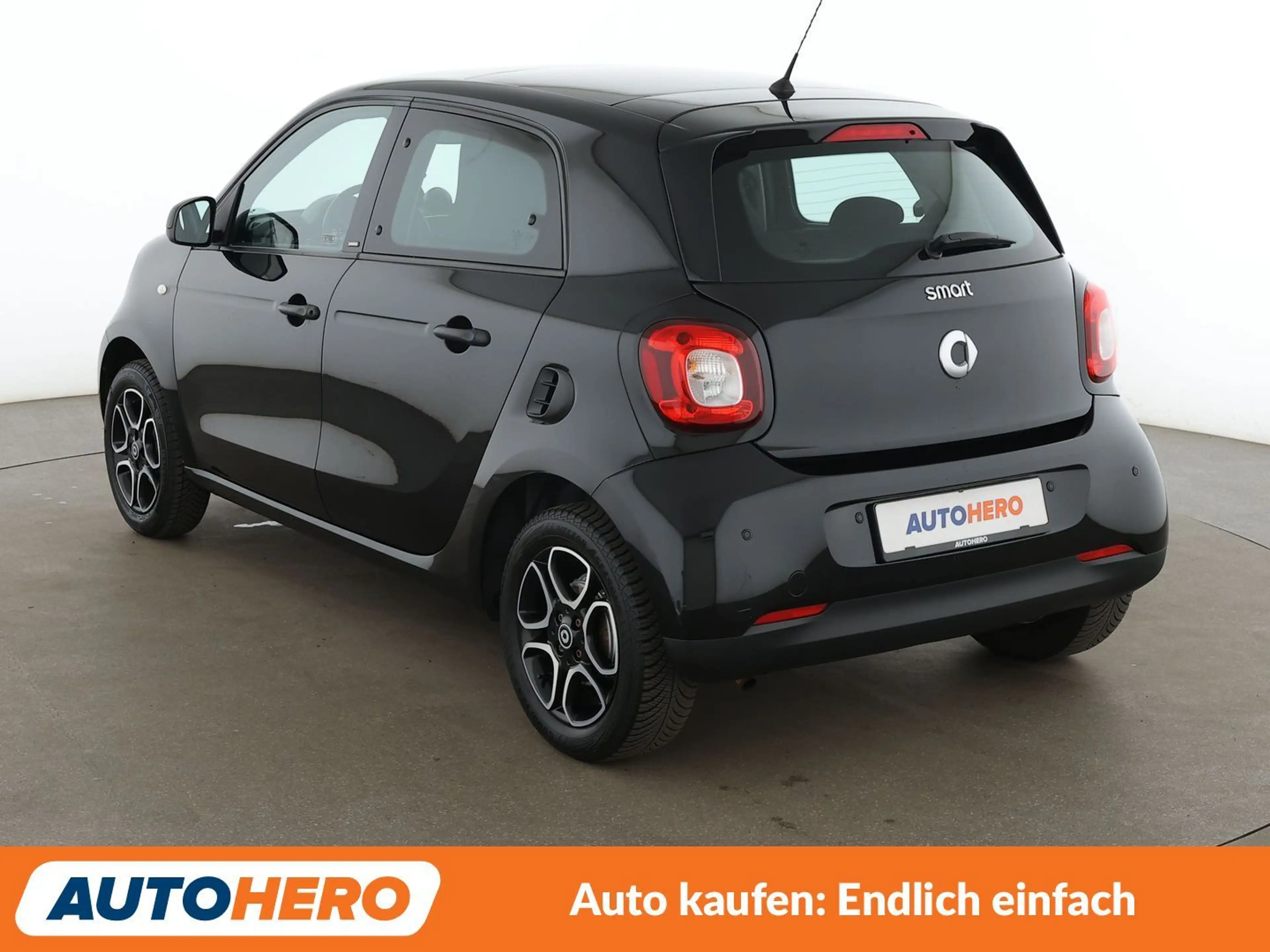 smart forFour 1.0 passion Aut.*NAVI*PDC*SHZ*KLIMA*TEMPO* — photo 4