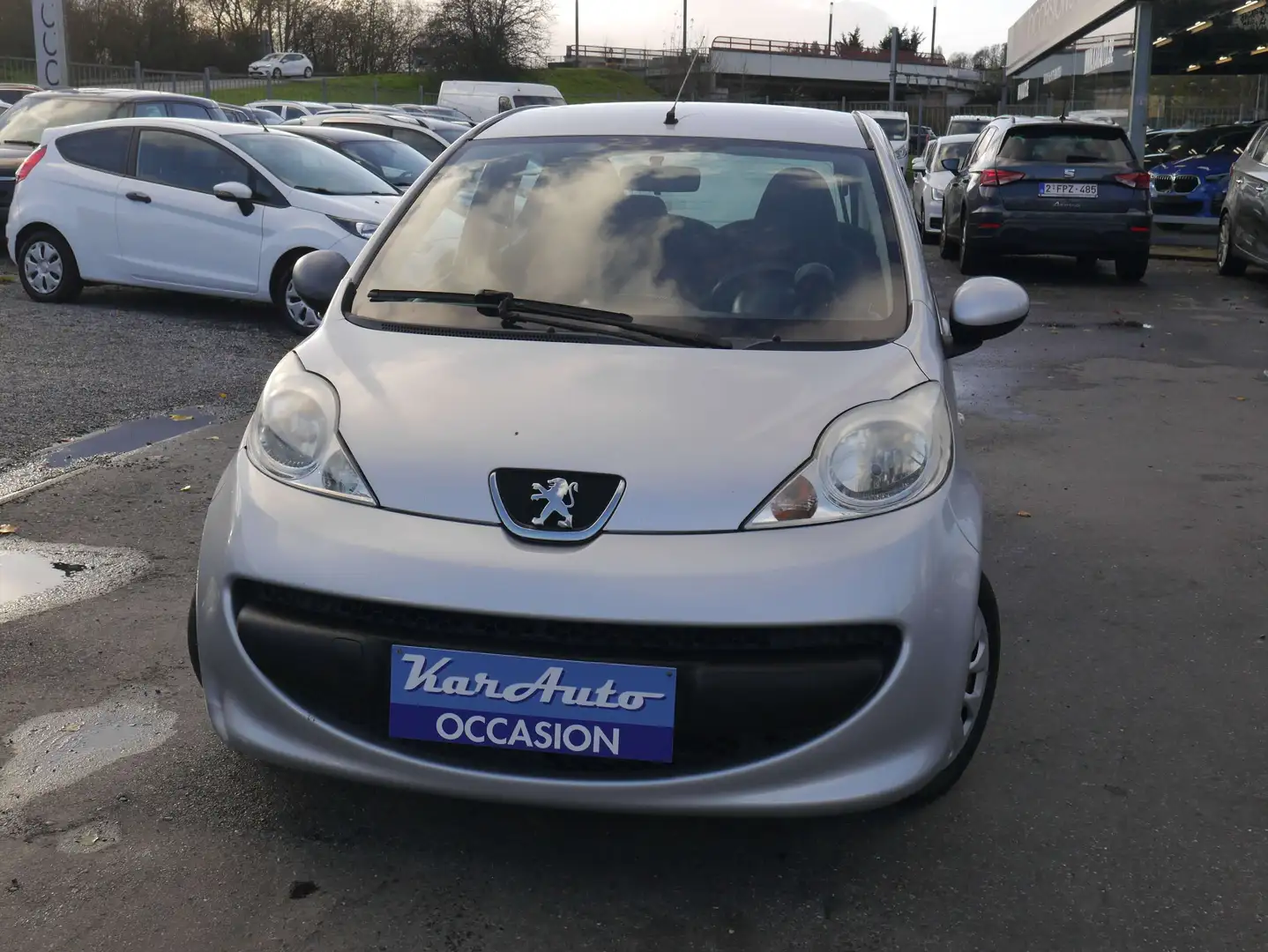 Peugeot 107 107 1.0i *DA*VE*VC*5 PORTES* Argent - 1