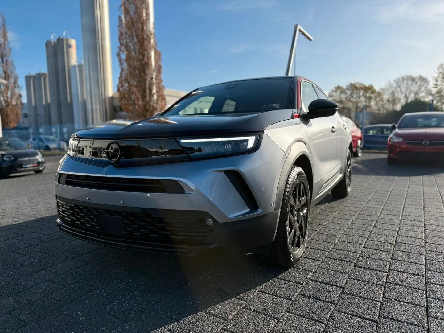 Opel Mokka-E GS Line Grau - 1