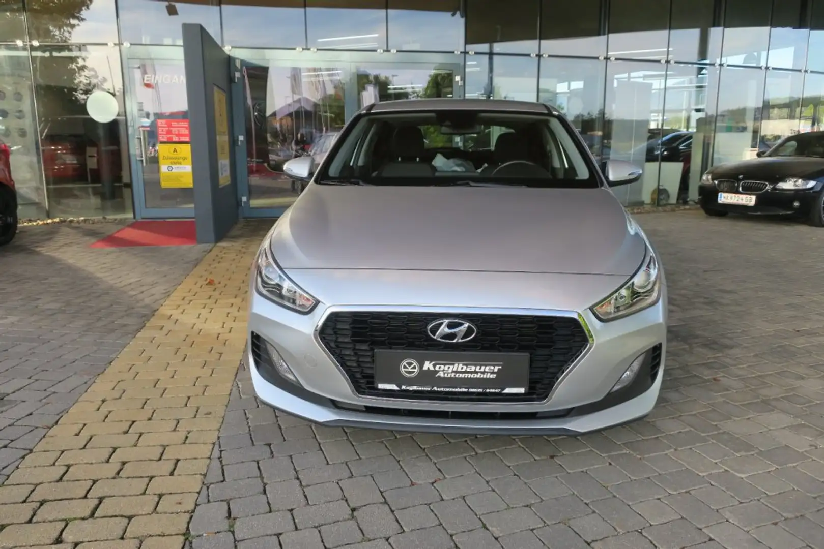 Hyundai i30 - PD Entry 1,4 MPI c0b20a Argent - 1