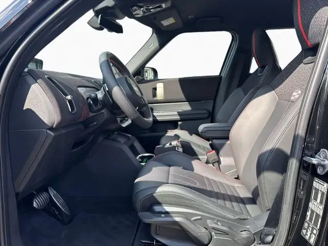 Mini Countryman view 7