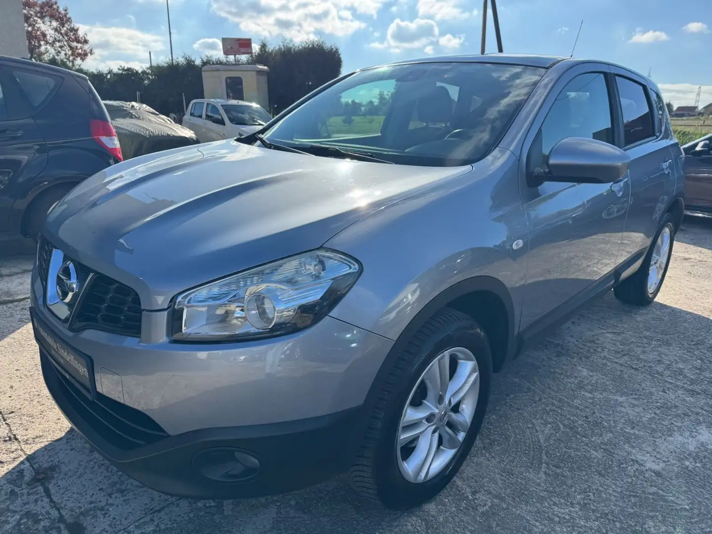 Nissan Qashqai Acenta 1.6 DCI*PANO*SHZ* Silber - 1