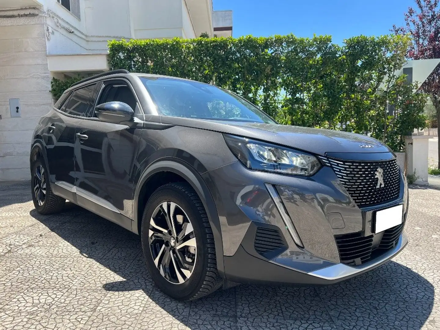 Peugeot 2008 BlueHDi 130 S&S EAT8 Allure Pack Grigio - 1