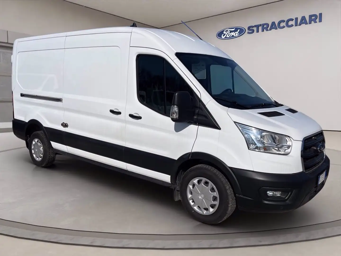 Ford Transit 330 2.0 tdci 130cv trend L3H2 E6 Blanco - 1