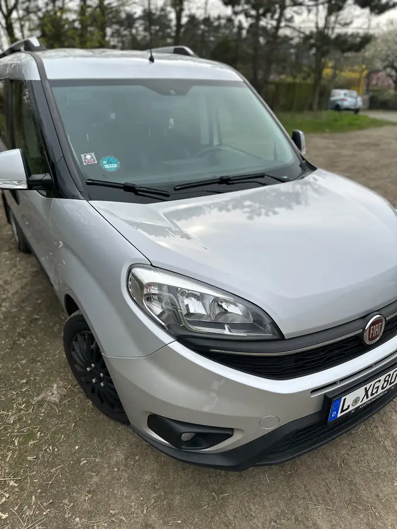 Fiat Doblo Fiat Doblo 1.4 T-Jet 16V Natural Power Lounge Silber - 1