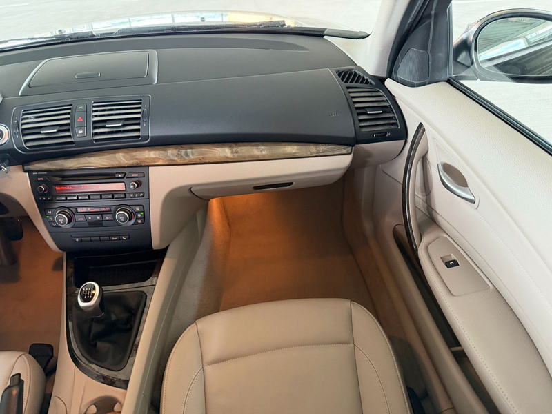 BMW 116 i — photo 11