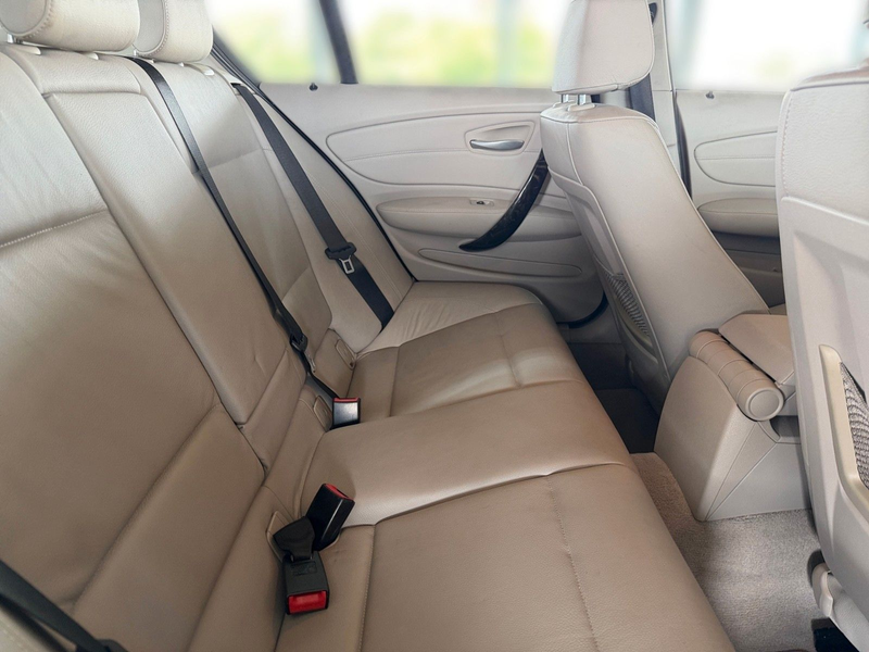 BMW 116 i — photo 15