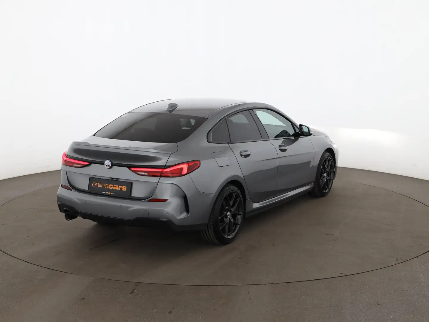 BMW 218 i Gran Coupe M-Sport Aut LED LEDER SITZHZG NAV Grau - 2