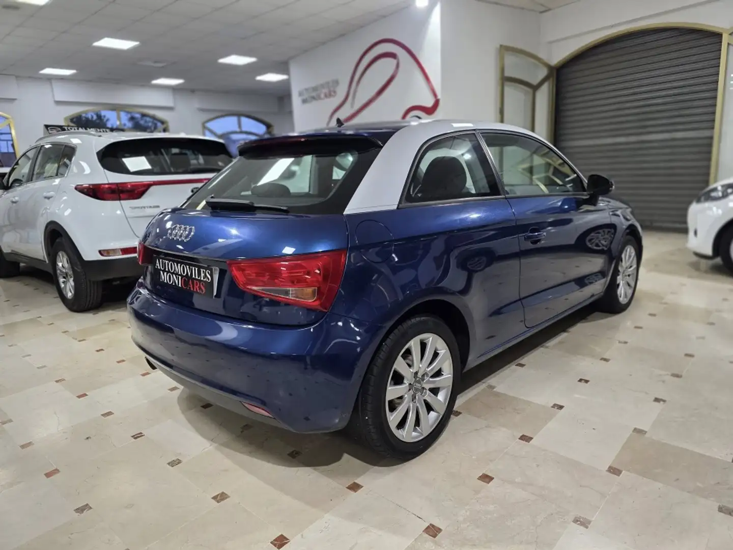 Audi A1 1.2 TFSI Attraction Blau - 2