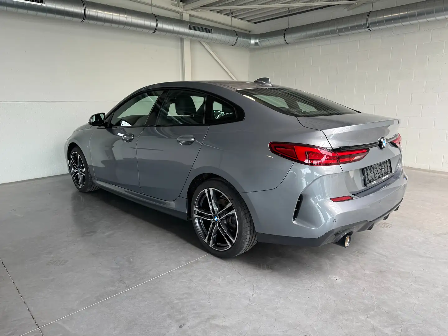 BMW 218 Gran Coupé 218i automaat- M-Pakket- ACC Grijs - 2
