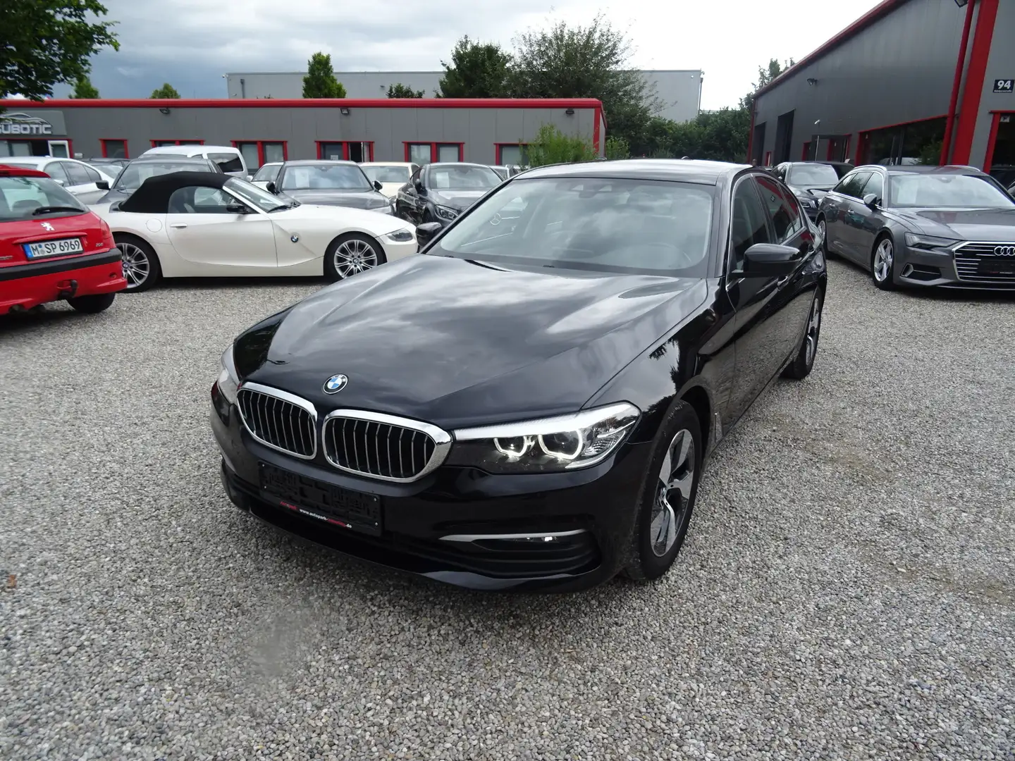 BMW 520 5 Lim. (G30) 520 d xDrive Zwart - 1