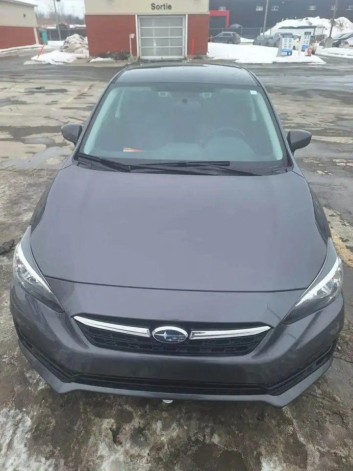 Subaru Impreza снимка Subaru Impreza