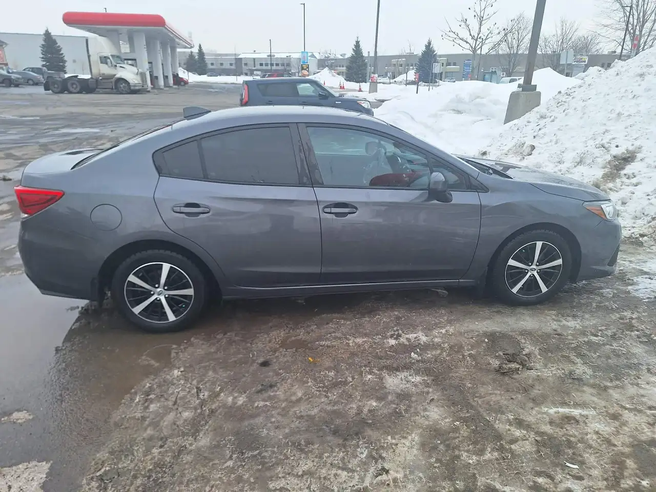 Subaru Impreza снимка Subaru Impreza