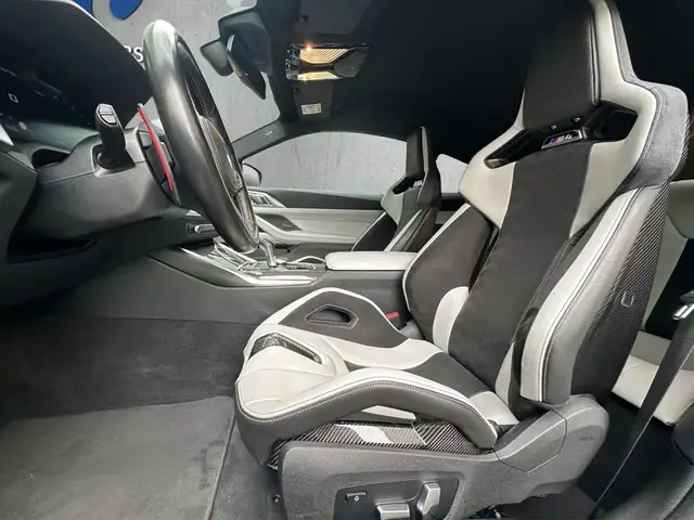 BMW M4 view 11