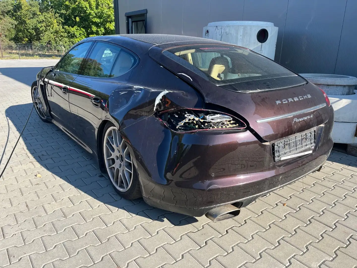 Porsche Panamera 4 Motor Läuft - 2
