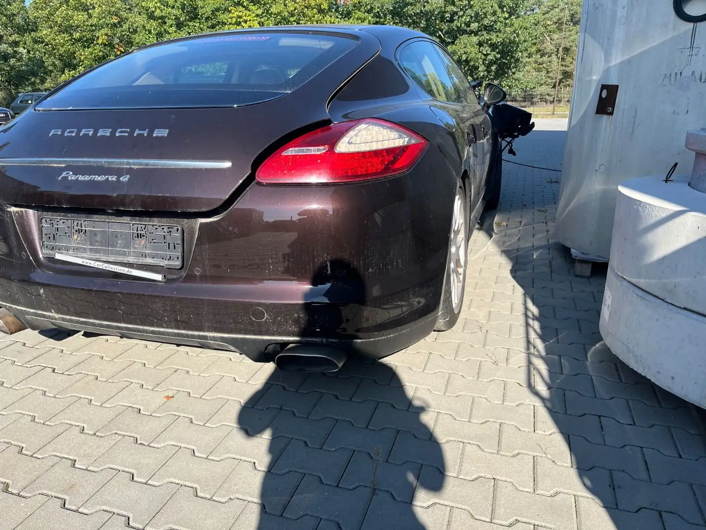 Porsche Panamera 4 Motor Läuft - 1