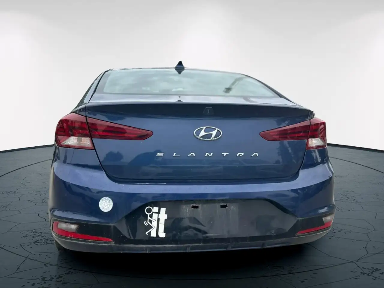 Hyundai ELANTRA fotografie Hyundai ELANTRA
