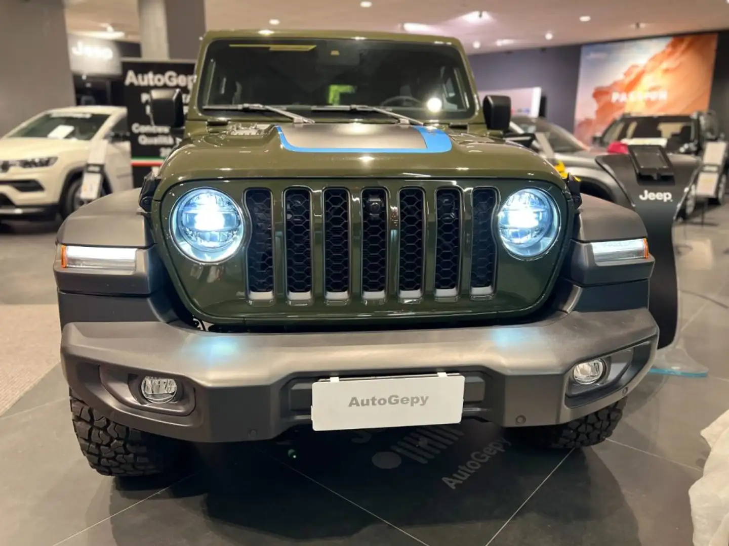 Jeep Wrangler Unlimited 2.0 PHEV ATX 4xe Rubicon Verde - 2