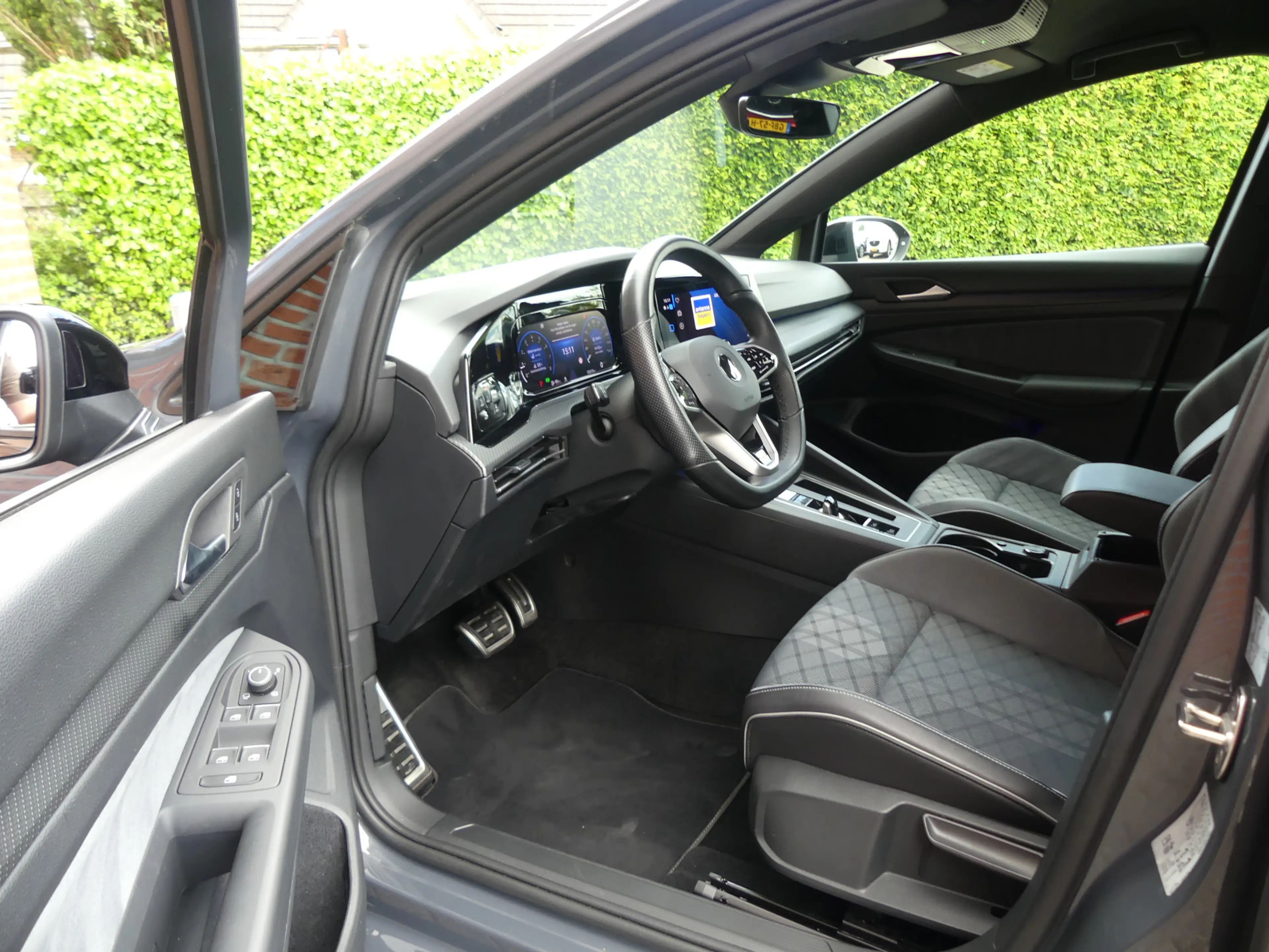 Volkswagen Golf R 2.0 TSI R-Line / Trekhaak — photo 5