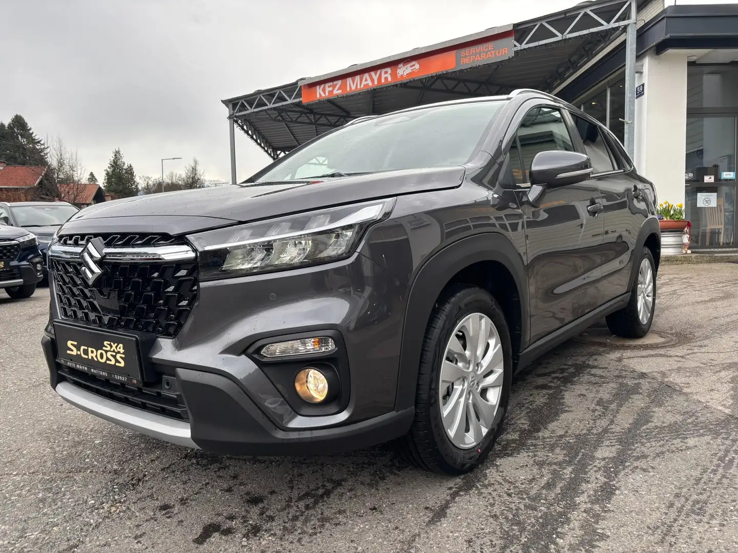 Suzuki S-Cross 1,4 Hybrid ALLGRIP Shine Grau - 1