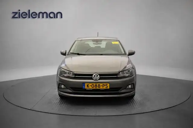 Volkswagen Polo view 15